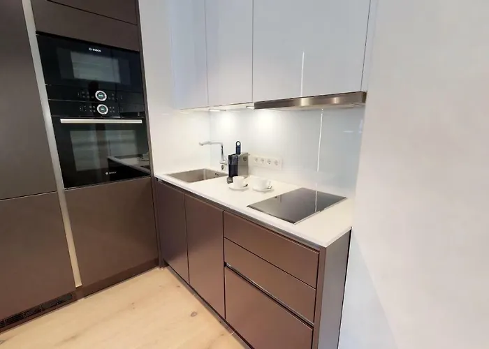 White Pearl 2.11 Apartment *