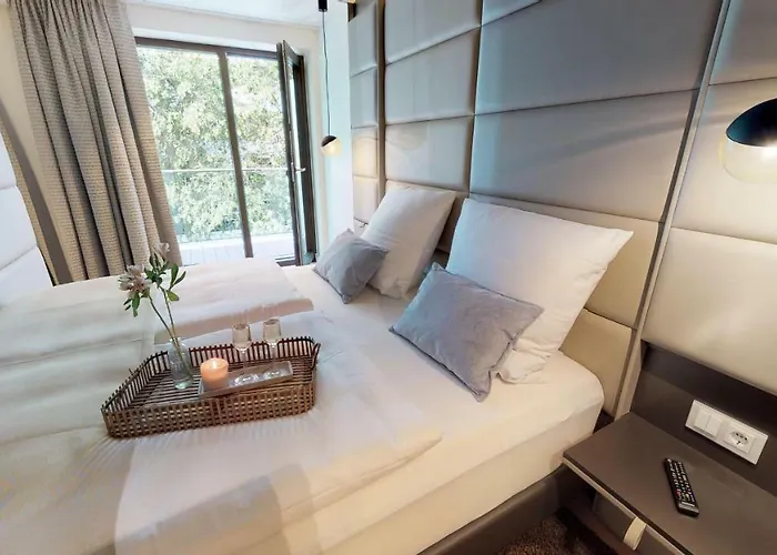 White Pearl 2.11 Apartment